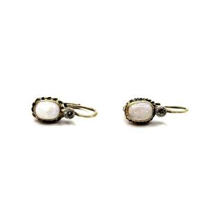 1408. A Pair Of Art Deco Gold Earrings, Set With Diamonds And Precious Opals