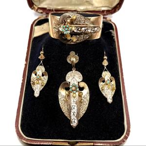 5234. Parure Biedermeier.