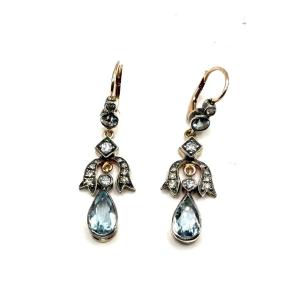 5262. Art Deco Gold Earrings With Diamonds And Aquamarines.
