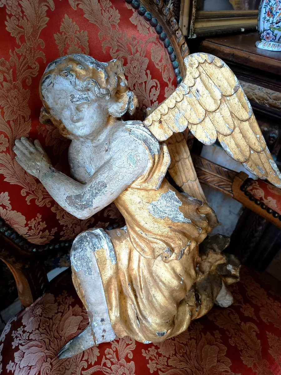 Angel Adorer Late 17th Century, Italy .-photo-2