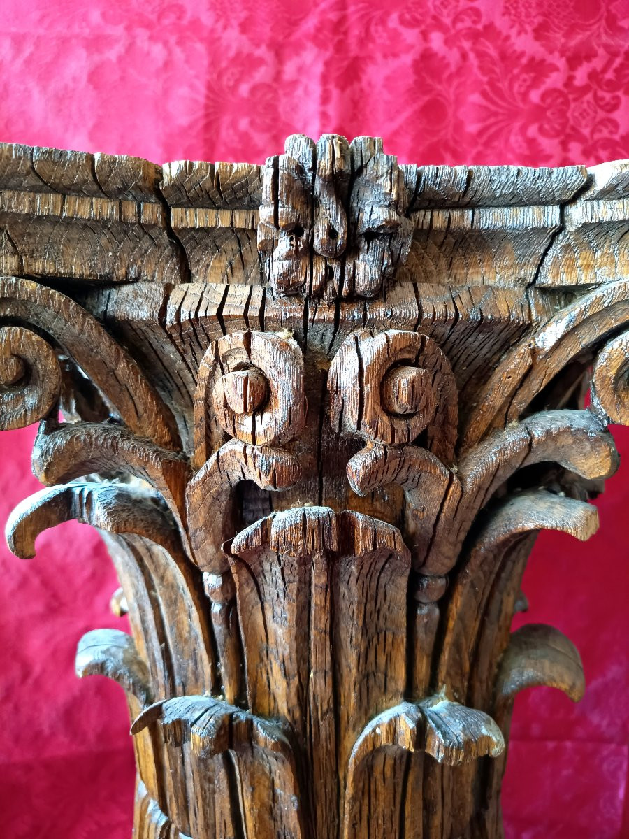 Pair Of 18th-century Corinthian Capitals Forming A Saddle-photo-4