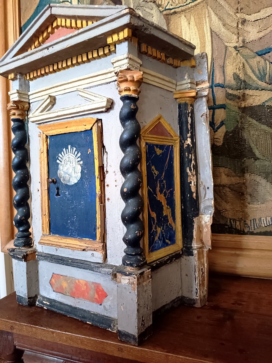 Tabernacle en bois polychrome, début du XVIIIEME siècle -photo-3