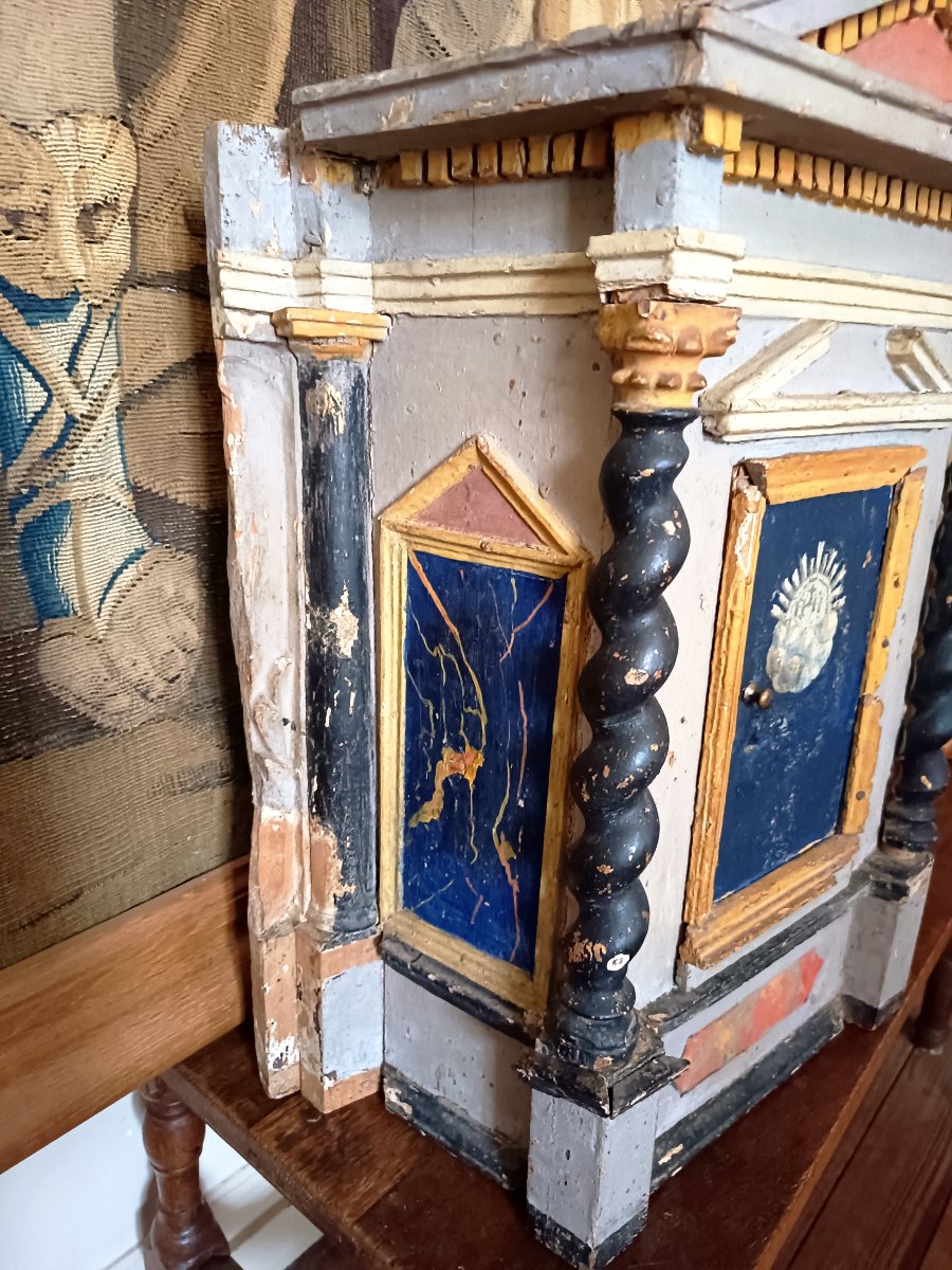 Tabernacle en bois polychrome, début du XVIIIEME siècle -photo-1