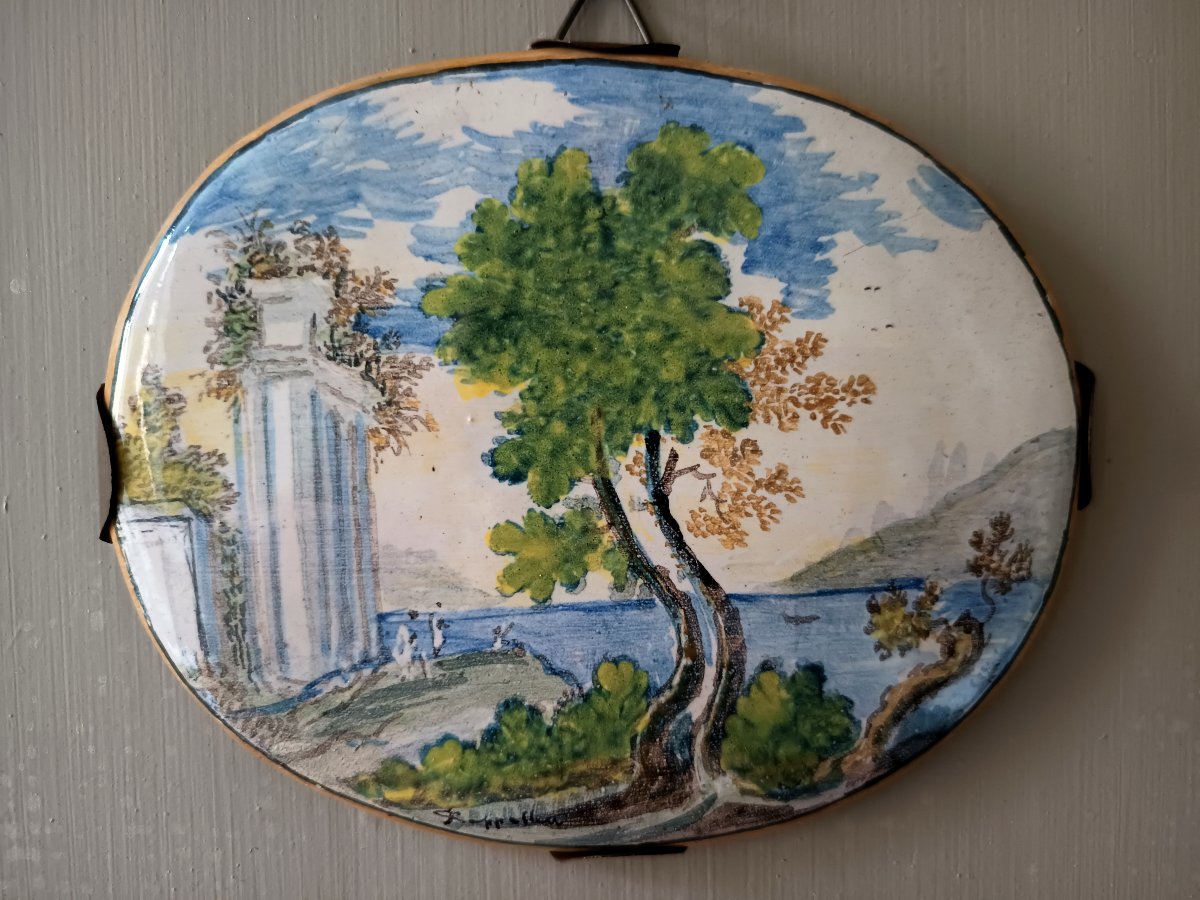 Plaque en faïence de Castelli, atelier Cappelletti, paysage aux ruines antiques, fin XIXe