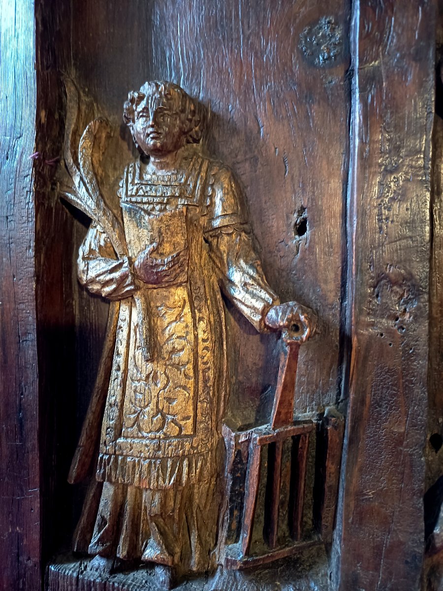 Panel Carved In High Relief: Calvary With Saint Lawrence And A Holy Soldier, 17th Century -photo-3