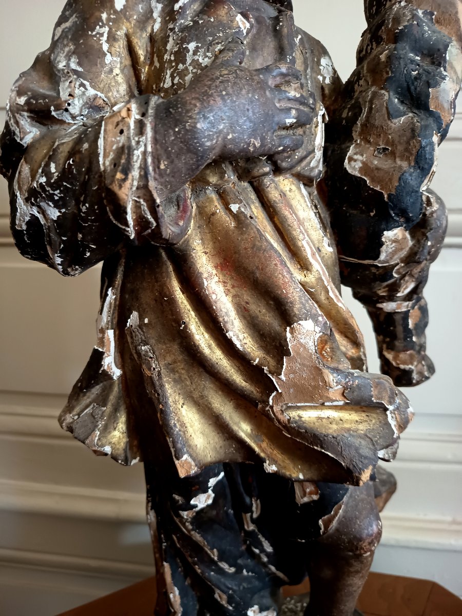 Paire d'anges porte-cierge sculpté en ronde-bosse, Italie du nord XVIIème -photo-2