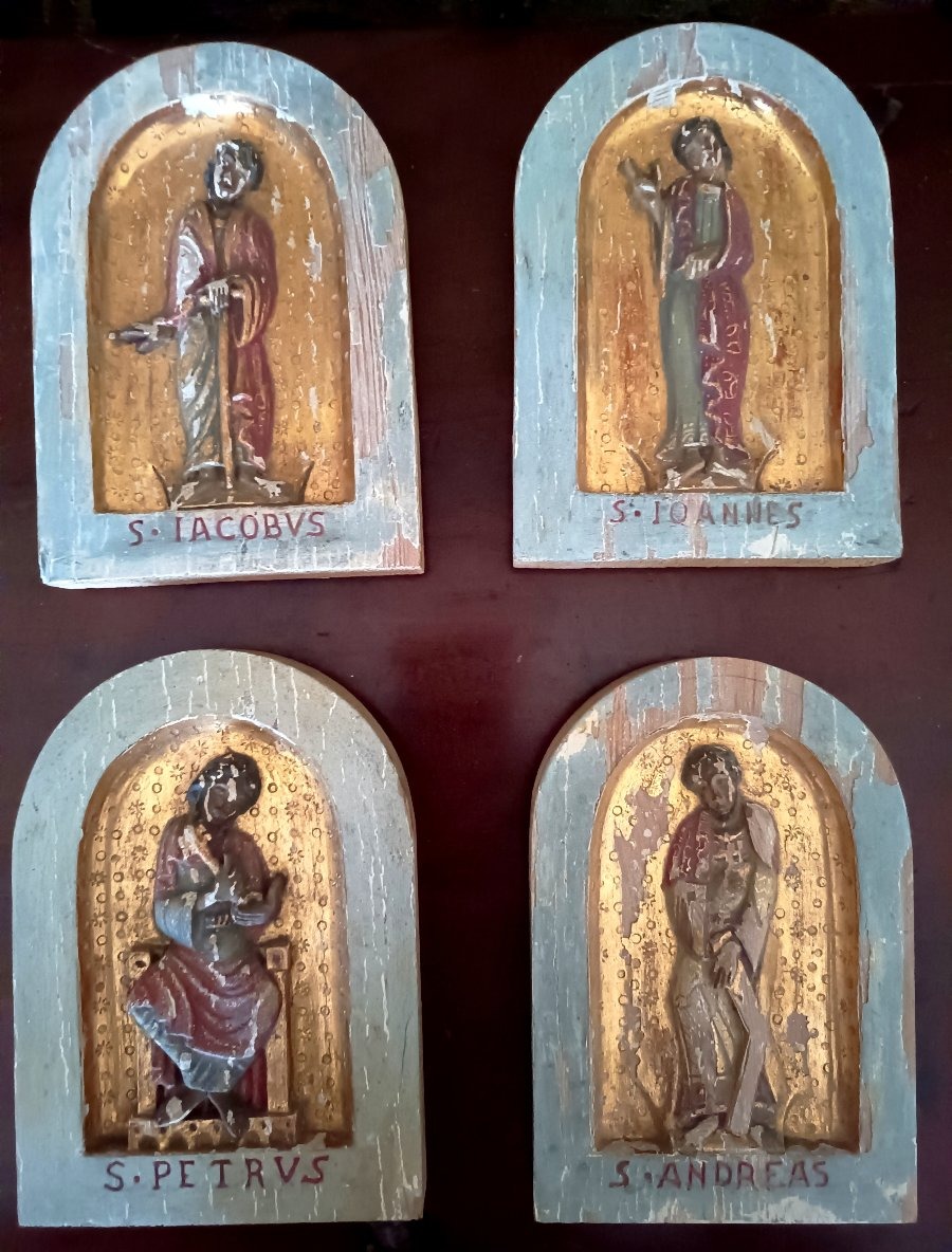 A Set Of Twelve Reliefs Of The Apostles, Carved From Wood, Polychromed, And Gilded, Late 19th–early 20th Century -photo-4