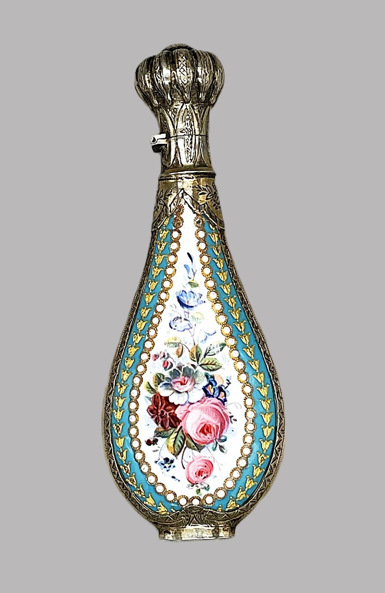 Flacon à parfum français d'époque en argent doré et émail peint à la main-photo-1