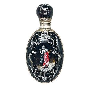 Flacon à parfum en argent et émail de Limoges