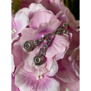 Boucle D’oreille En Or, Argent Et Rosaces De Diamant, Art Deco