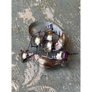 Broche “voilier “ En Or Et Rubis, 1940