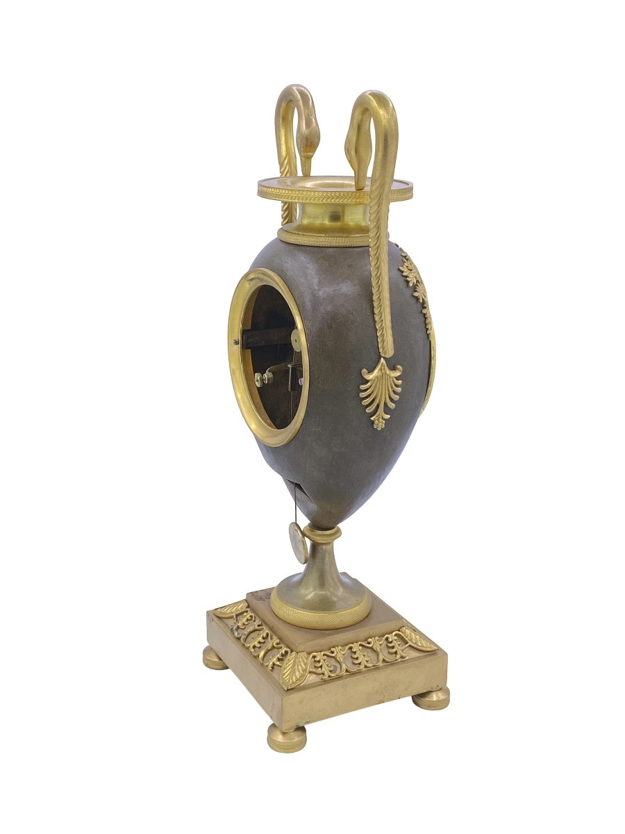 Pendule de cheminée française en bronze doré signée Lepine, vendue en l’état pour réparation-photo-1