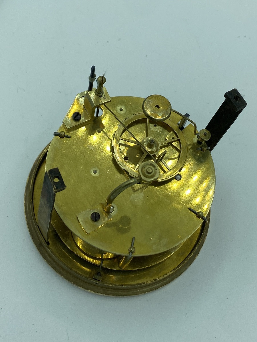 Pendule de cheminée française en bronze doré signée Lepine, vendue en l’état pour réparation-photo-7