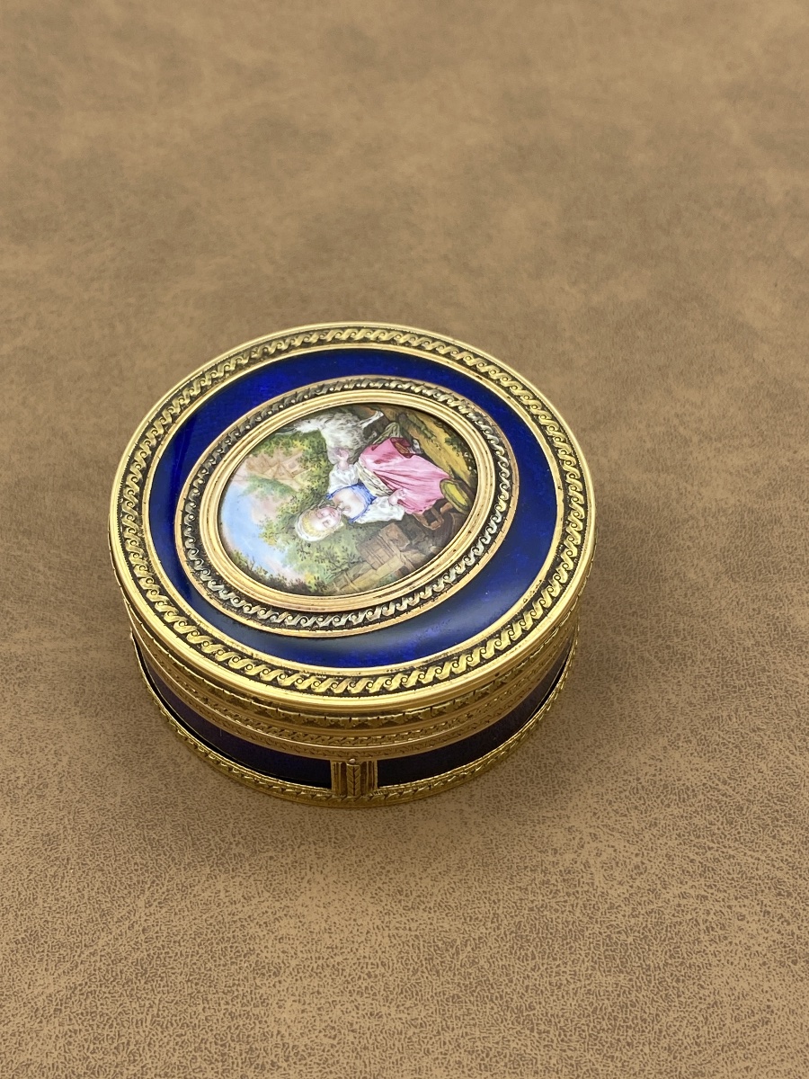Tabatière circulaire en or, émail et miniature à scène bucolique, XVIIIe siècle-photo-3