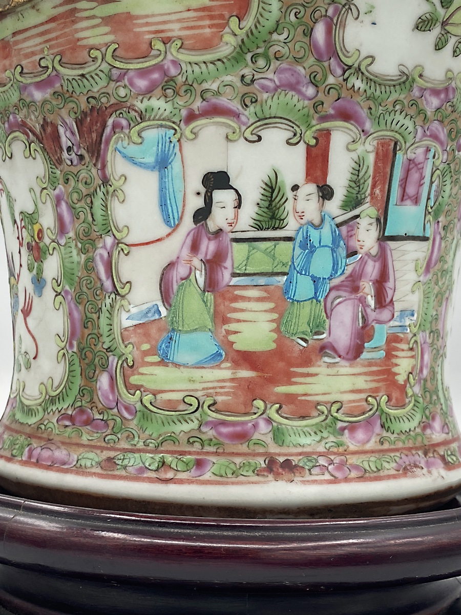 French Clock In A Canton Famille Rose Porcelain Vase, Late 19th Century-photo-3