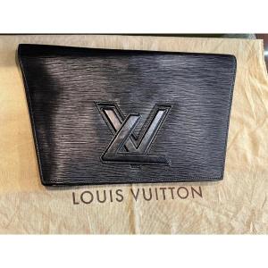 Vuitton Trapeze Clutch In Black Leather