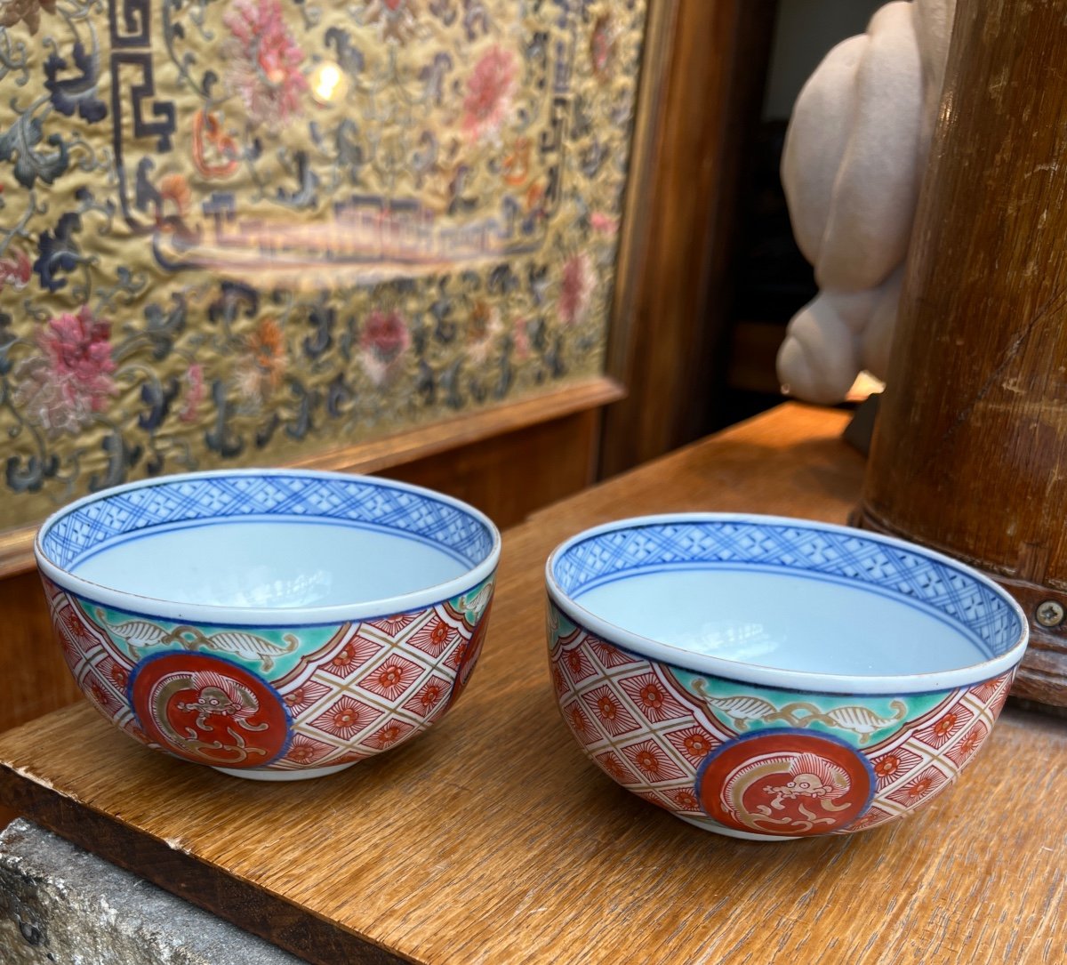Japan, Pair Of Imari Porcelain Bowls-photo-2