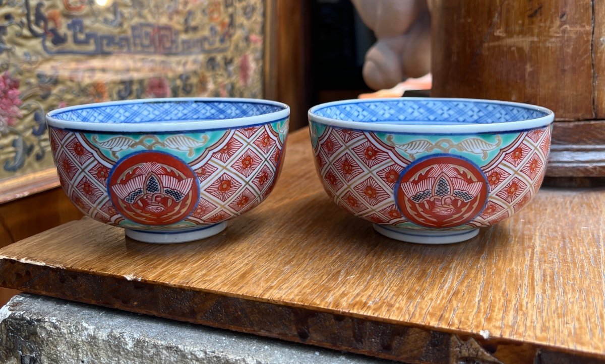 Japan, Pair Of Imari Porcelain Bowls