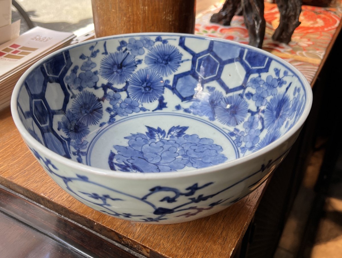 Grand Bol En Porcelaine Japonaise Bleu Blanc, Japon, Arita, Edo Period, Fin Du 18ème Siècle.-photo-2