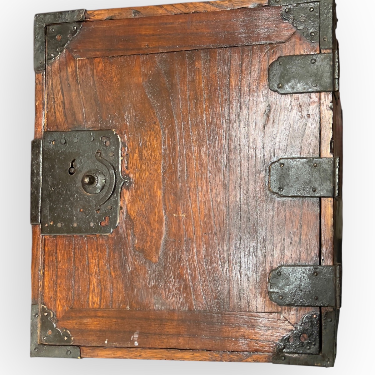 Coffre de marine japonais funadansu en cèdre, Japon,époque Edo, première moitié du XIXe siècle -photo-1