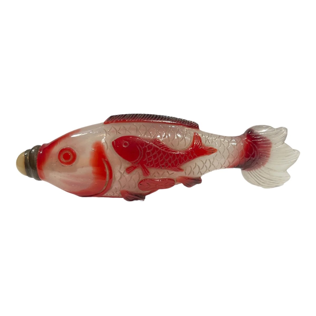 Chine, Tabatière en verre overlay rouge représentant un poisson, 19e siècle-photo-2