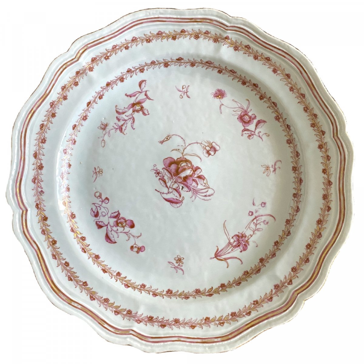 China, Large Famille Rose Chinese Export Porcelain Dish, Compagnie Des Indes, 18th Century