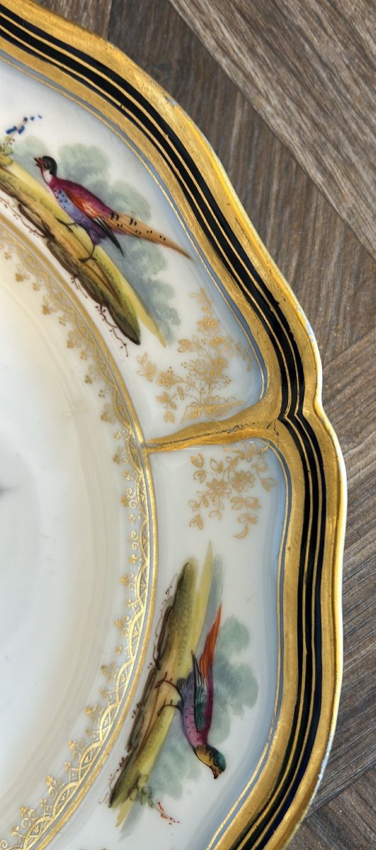 Assiette en porcelaine, France, XIXe siècle-photo-2