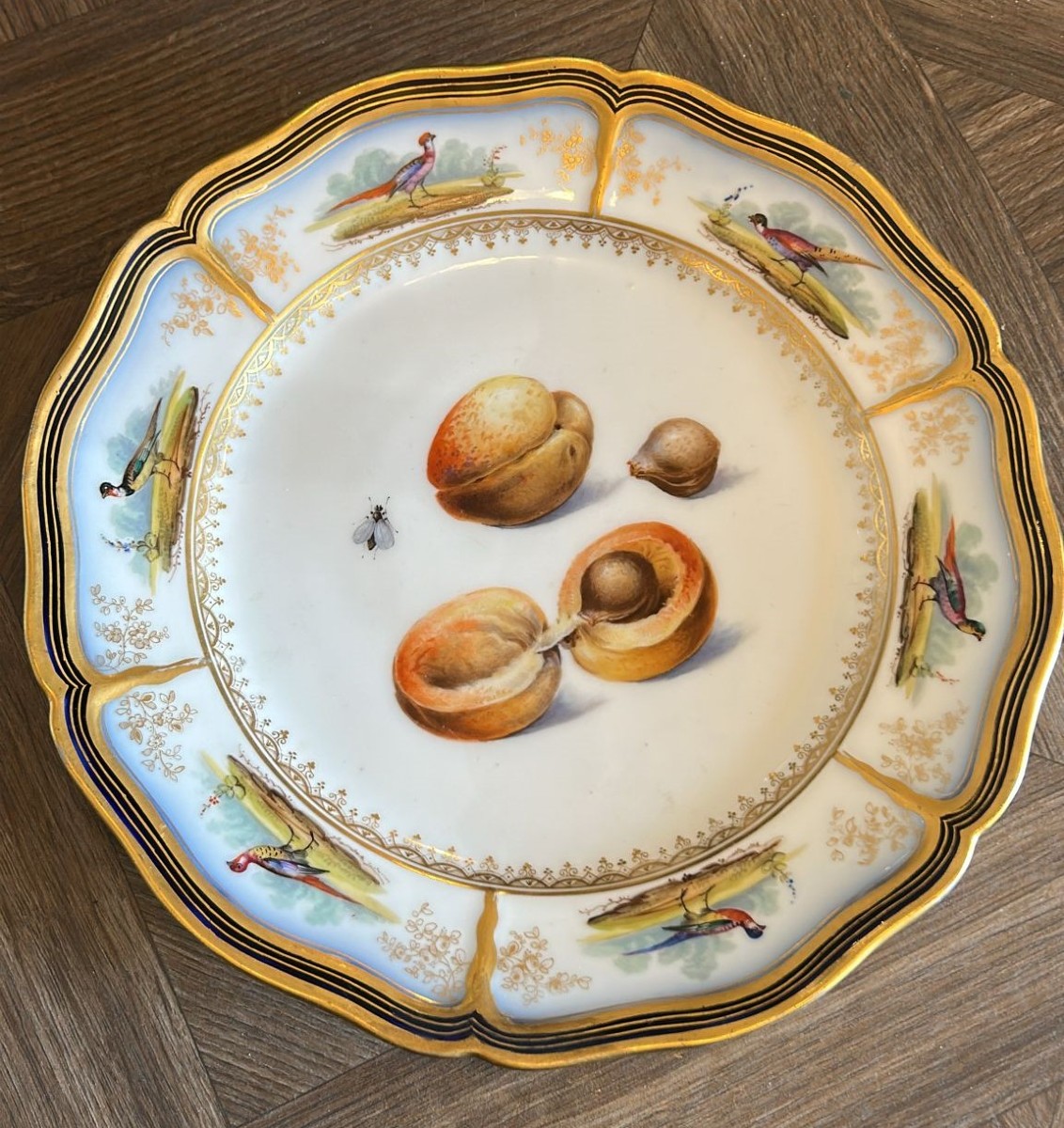Assiette en porcelaine, France, XIXe siècle