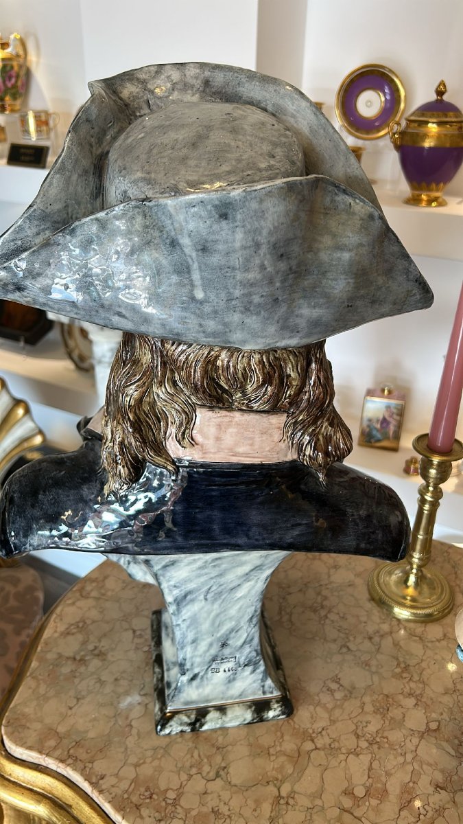 A Pair Of Late 19th-century German Majolica Ceramic Busts-photo-2