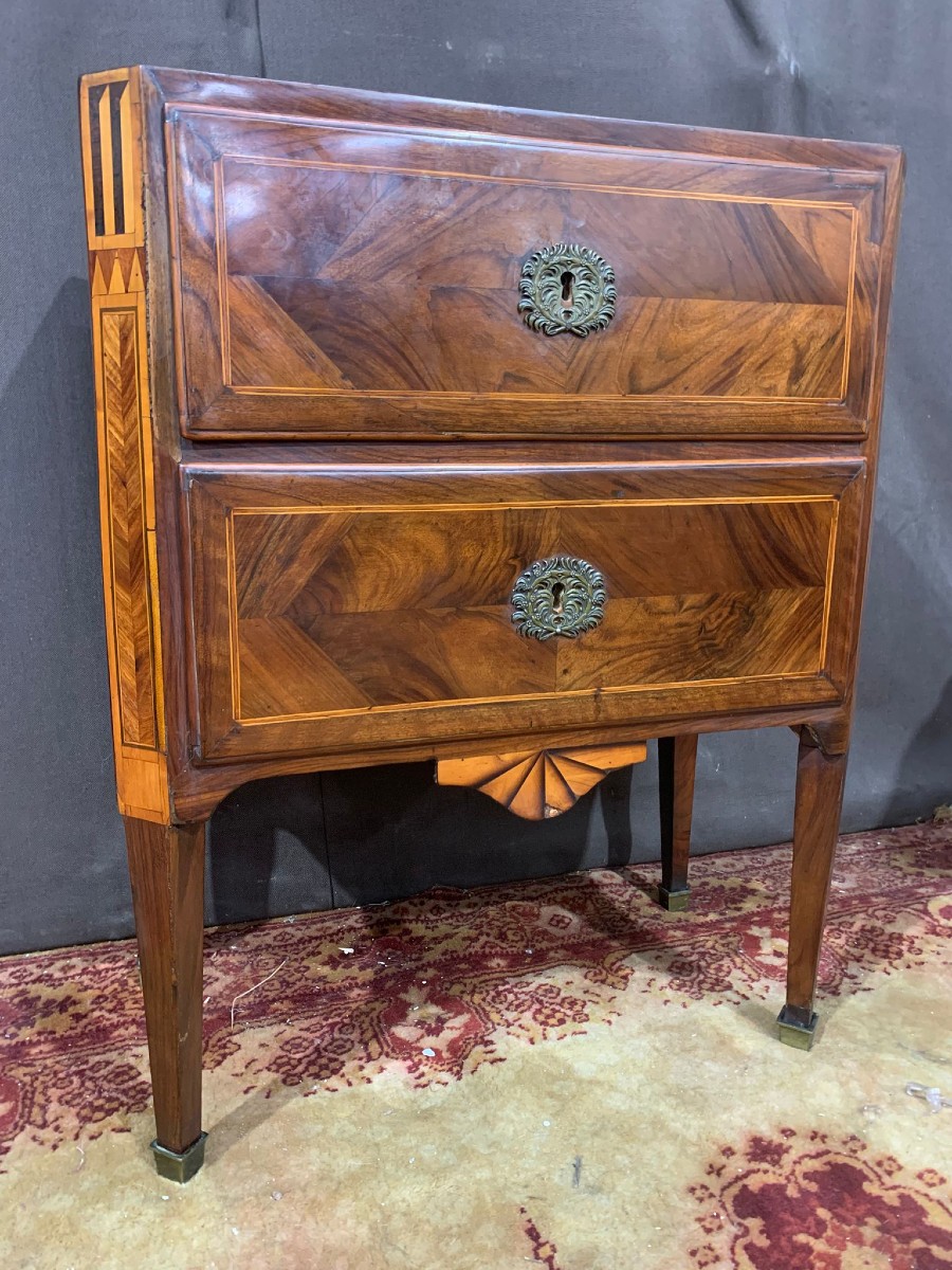 Commode marquetée, Naples, XVIIIe siècle. -photo-1