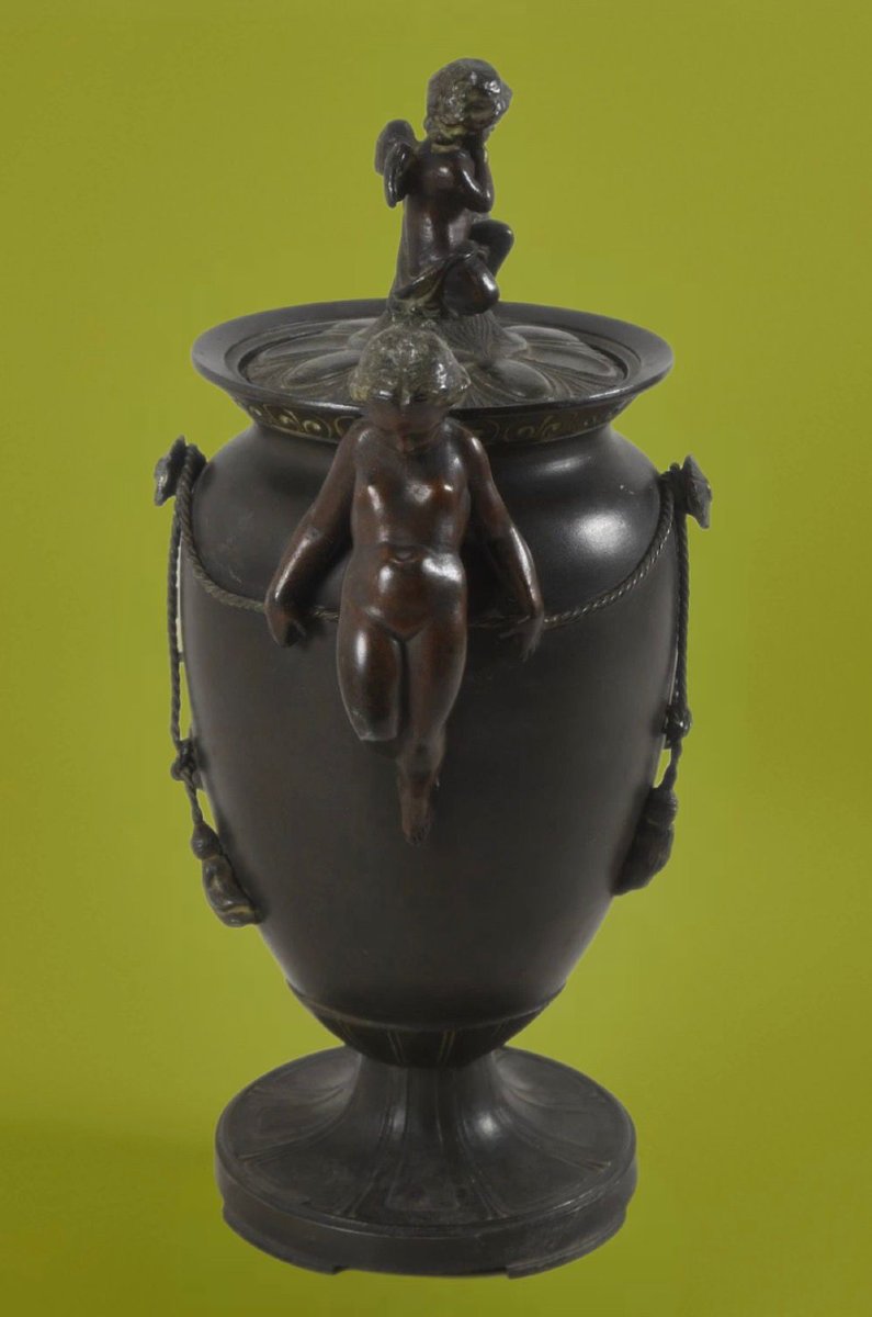 Potiche en bronze poli, finement ciselé et typique des voyages au Grand Tour du XIXe siècle.-photo-3