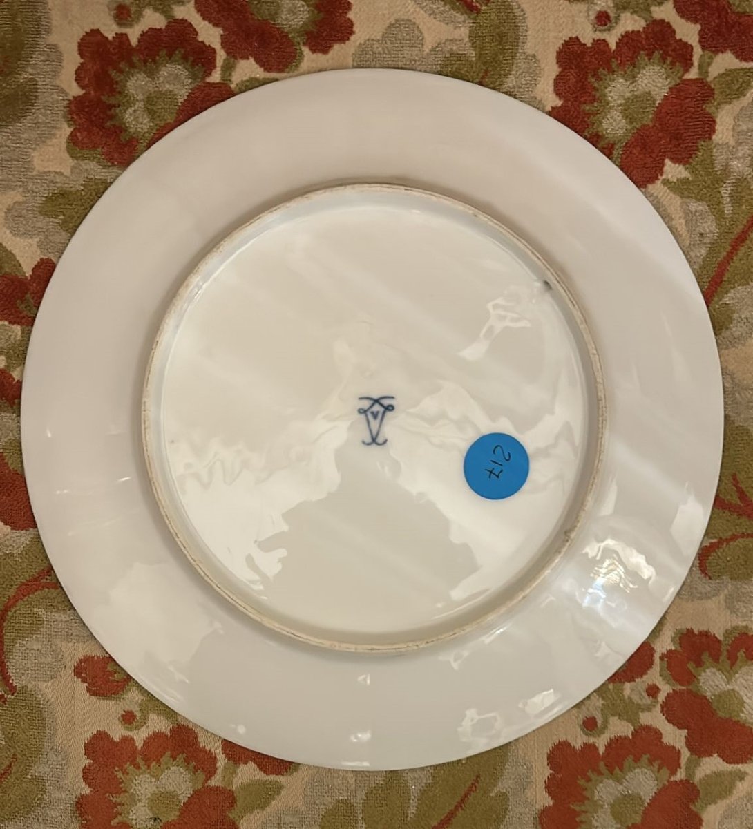 Assiette de Sèvres, seconde moitié du XIXe siècle. Paire possible.-photo-3