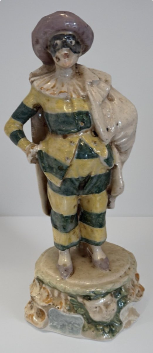 A Pair Of Commedia Dell’arte Figurines In Cozzi Venice Majolica, 18th Century.-photo-2