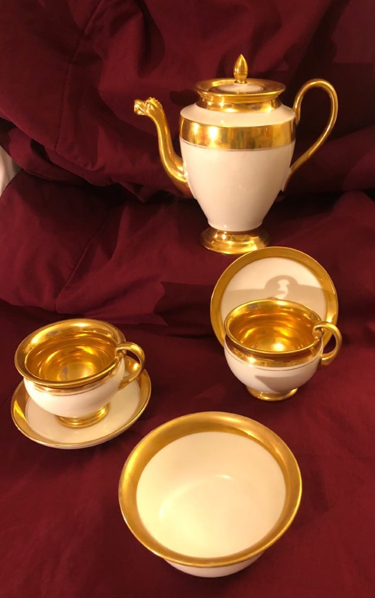 White And Gold Porcelain Travel Set – Empire Period, France, Circa 1805–1815.