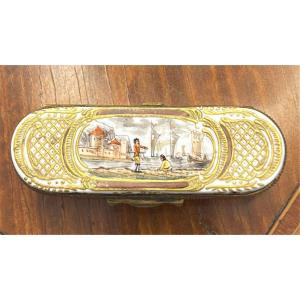 Samson Porcelain Tobacco Box