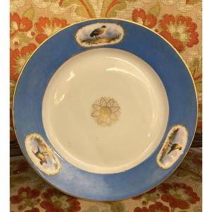 Assiette de Sèvres, seconde moitié du XIXe siècle. Paire possible.