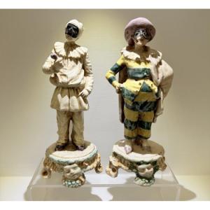 Paire de figurines de la Commedia dell’Arte en faïence de Cozzi, XVIIIe siècle.