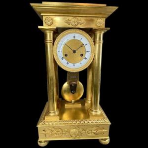 Splendid Fireplace Clock In Gold-gilded Bronze From The First Empire From The Early 19th Century