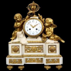 Horloge de table/manteau Louis XVI en bronze doré et marbre, France, vers 1860