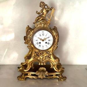 Exquise Table/horloge De Cheminée En Bronze Doré Louis XVI Avec Putti
