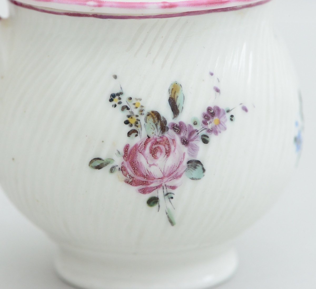 Pot &agrave; Creme En Porcelaine De Mennecy &agrave; Decor Polychrome De Bouquets De Fleurs  XVIII&egrave;me-photo-7