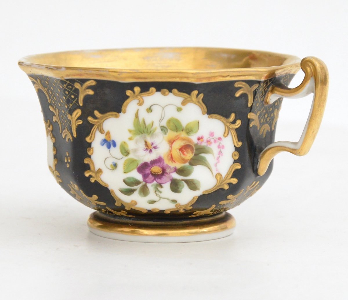 Tasse Louis Philippe En Porcelaine &agrave; D&eacute;cor Sc&egrave;ne De Chasse XIX&egrave;me-photo-1