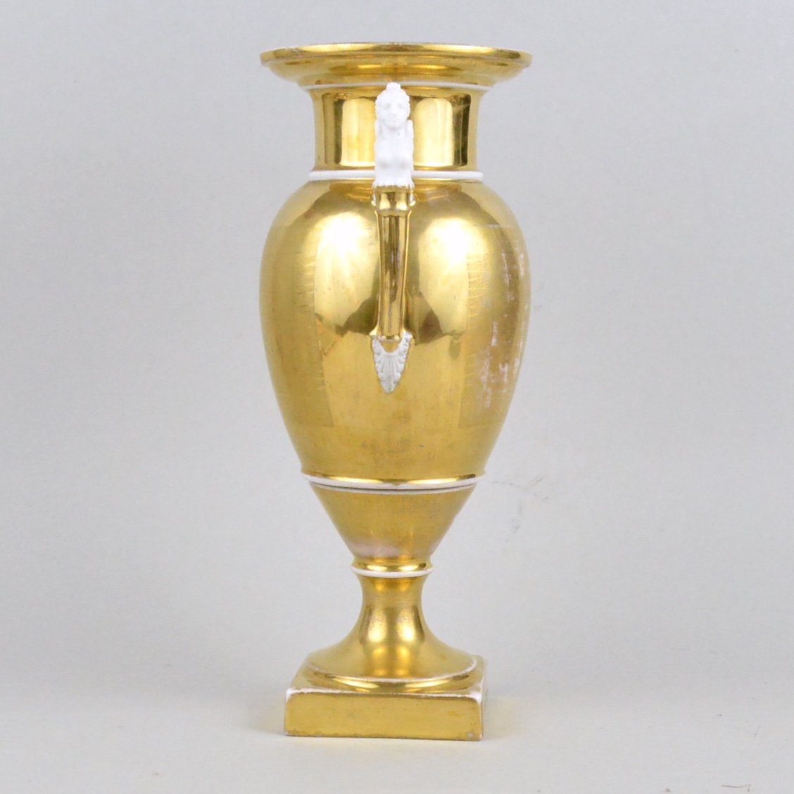 Vase Empire En Porcelaine à Décor Doré anses en forme de Phémé XIXème-photo-2