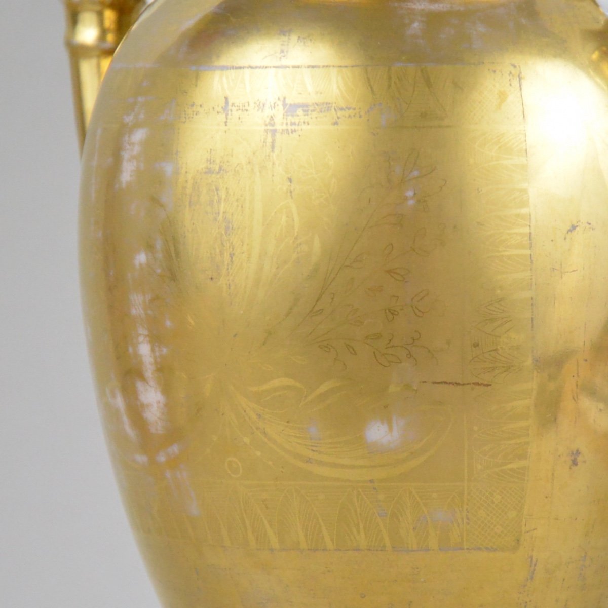 Vase Empire En Porcelaine à Décor Doré anses en forme de Phémé XIXème-photo-3