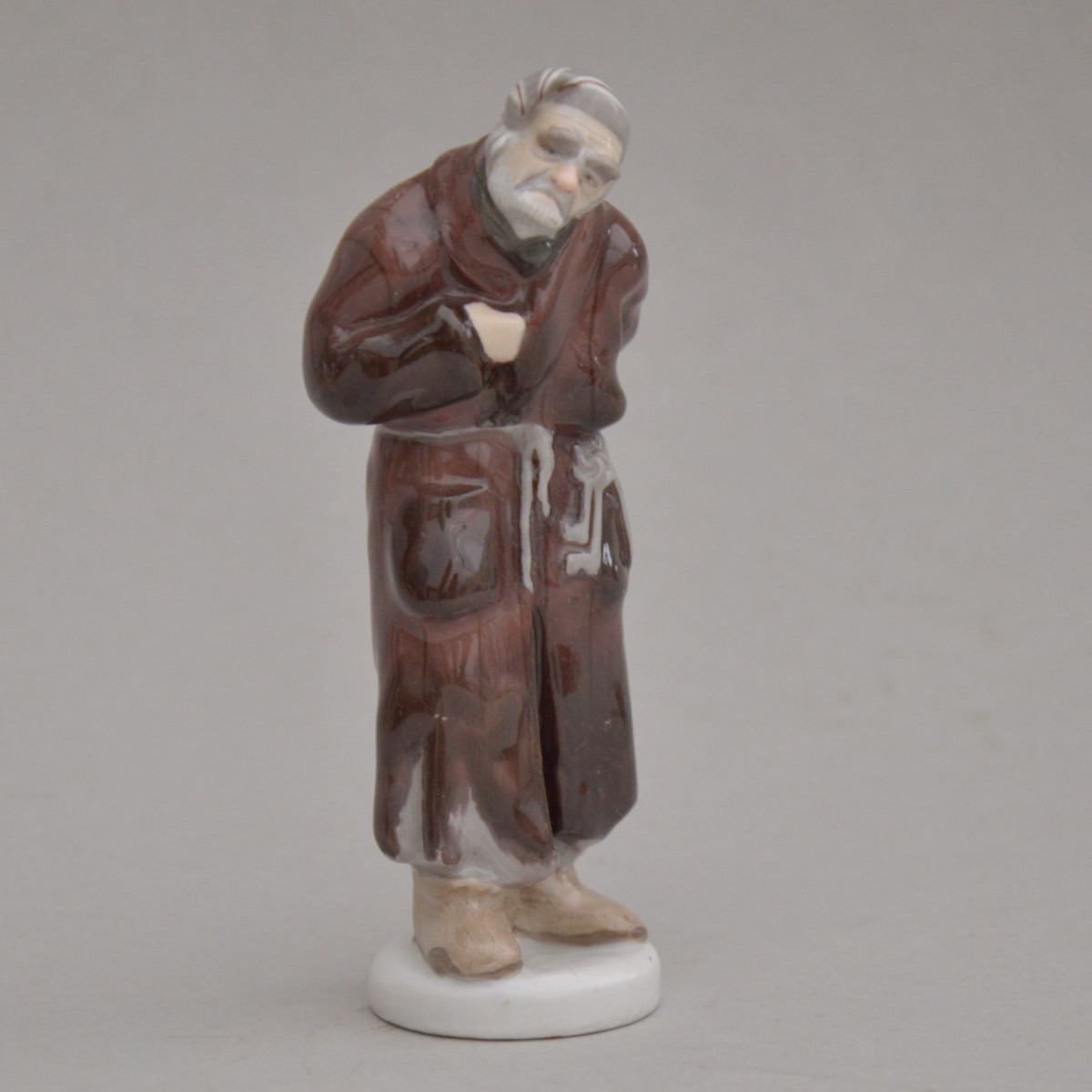 Series Of Six Russian Porcelain Figurines Dedicated To Gogol's Characters, Lfz Factory-photo-1