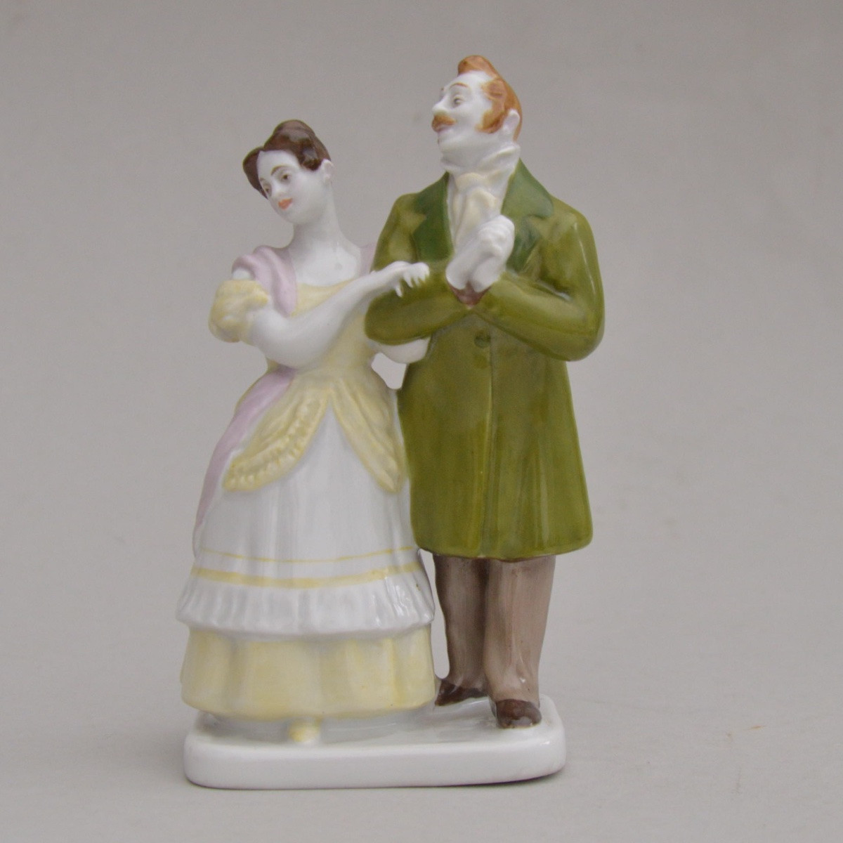Series Of Six Russian Porcelain Figurines Dedicated To Gogol's Characters, Lfz Factory-photo-6