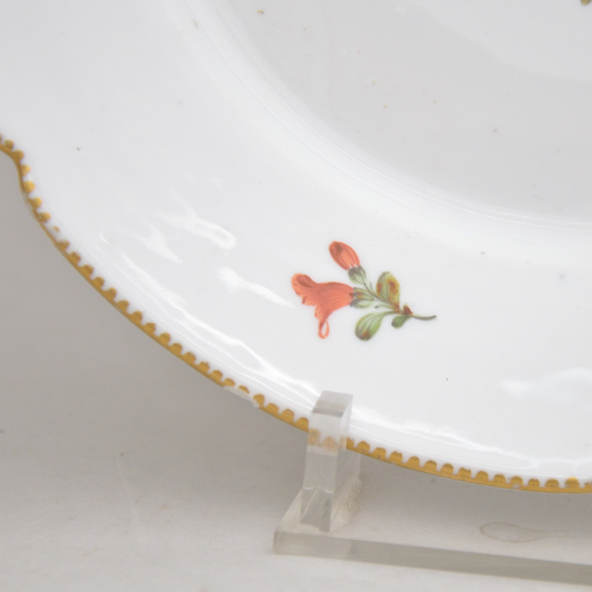 Assiette en porcelaine de Paris, Manufacture de la Reine, rue Thiroux, fin XVIIIe siècle-photo-2