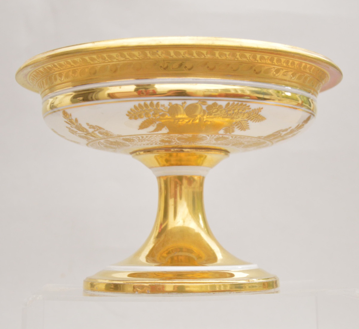 Old Paris Porcelain Footed Bowl, Schoelcher France, 1820s