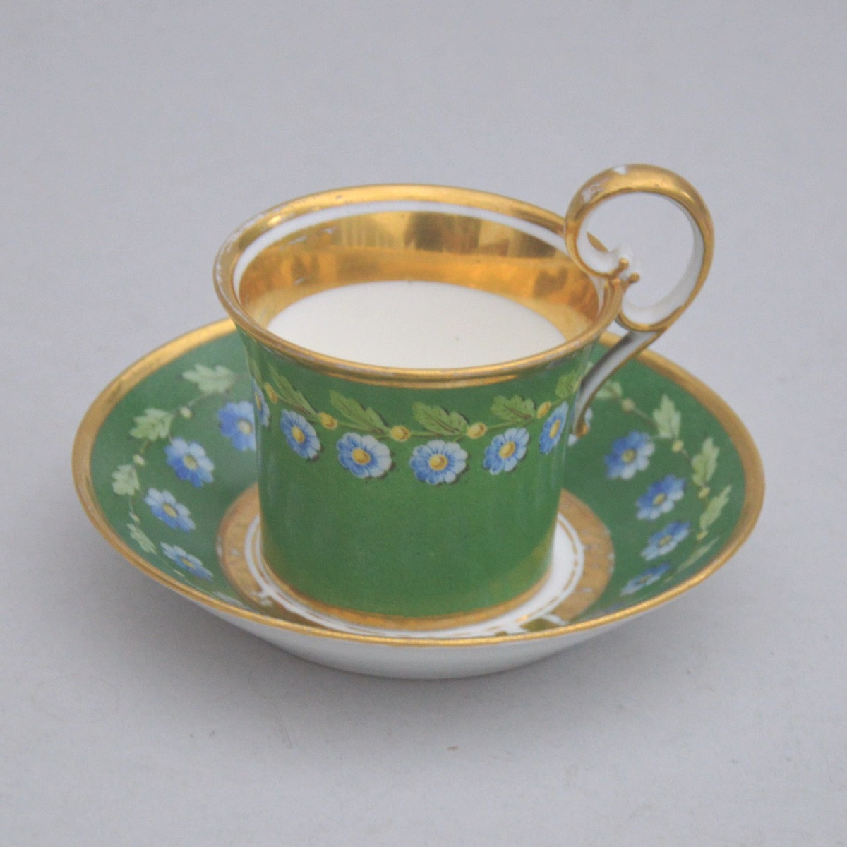 Tasse et soucoupe en porcelaine de Vieux Paris, Dagoty, d'époque Empire, vers 1820-photo-2