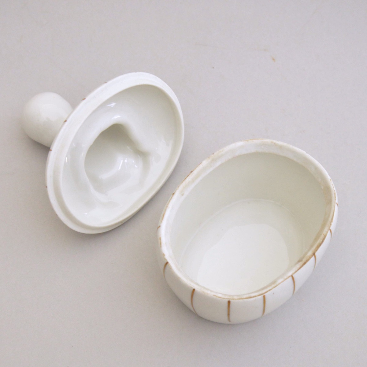 Robj Porcelain Box, Paris – Nubian Orientalist Subject, Art Deco, Circa 1930-photo-3